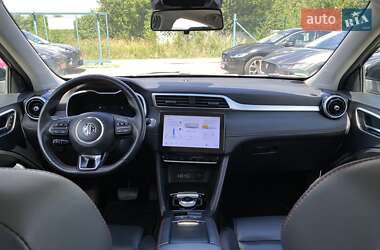 Внедорожник / Кроссовер MG ZS EV 2022 в 