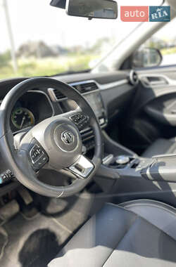 Внедорожник / Кроссовер MG ZS EV 2021 в 