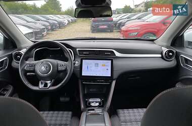 Внедорожник / Кроссовер MG ZS EV 2022 в 