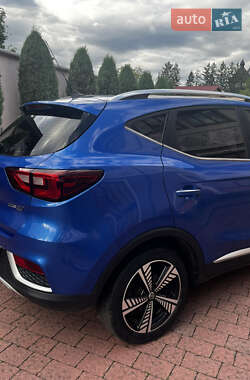 Внедорожник / Кроссовер MG ZS EV 2020 в 