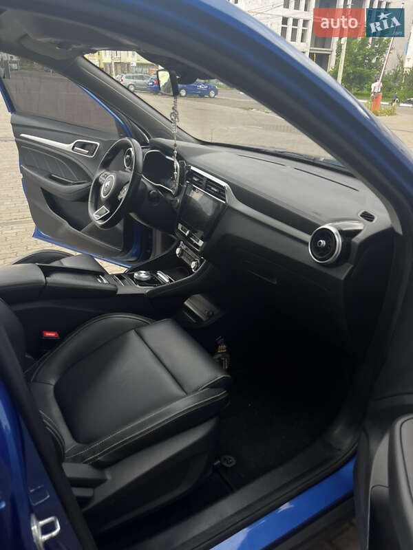 Внедорожник / Кроссовер MG ZS EV 2020 в Стрые