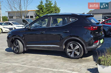 Внедорожник / Кроссовер MG ZS EV 2020 в 