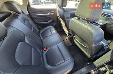 Внедорожник / Кроссовер MG ZS EV 2020 в 
