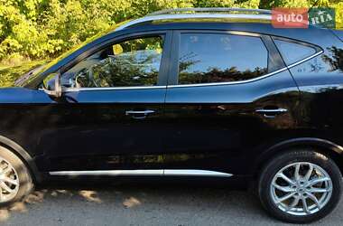 Позашляховик / Кросовер MG ZS EV 2019 в  фото 9 Позашляховик / Кросовер MG ZS EV 2019 в