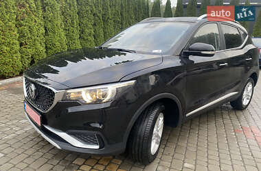 Позашляховик / Кросовер MG ZS EV 2020 в 