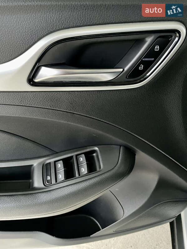 Позашляховик / Кросовер MG ZS EV 2021 в Мукачевому