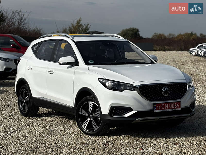 Внедорожник / Кроссовер MG ZS EV 2021 в Львове