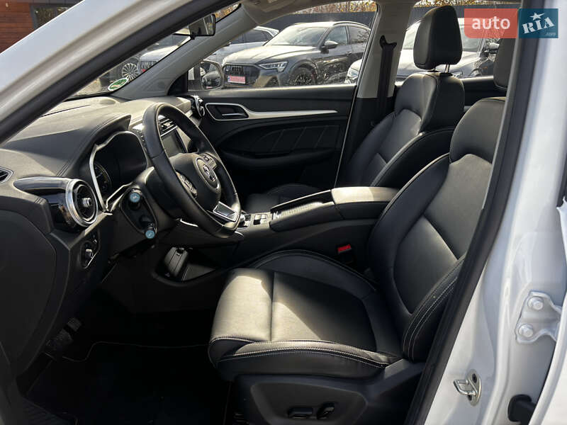 Внедорожник / Кроссовер MG ZS EV 2021 в Львове