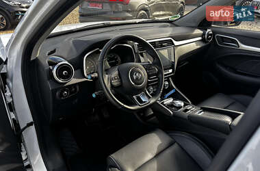 Позашляховик / Кросовер MG ZS EV 2021 в  фото 15 Позашляховик / Кросовер MG ZS EV 2021 в