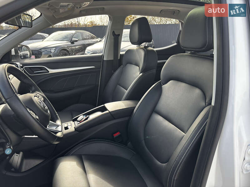 Внедорожник / Кроссовер MG ZS EV 2021 в Львове
