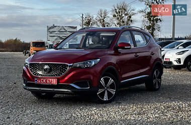 MG ZS EV 2020