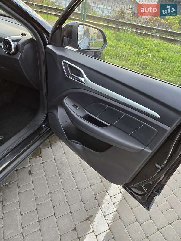 Позашляховик / Кросовер MG ZS EV 2019 в Вінниці