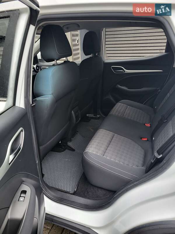 Внедорожник / Кроссовер MG ZS EV 2020 в Ирпене