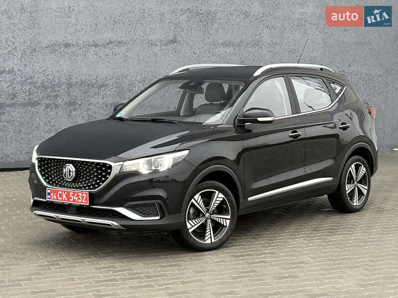 MG ZS EV 2020