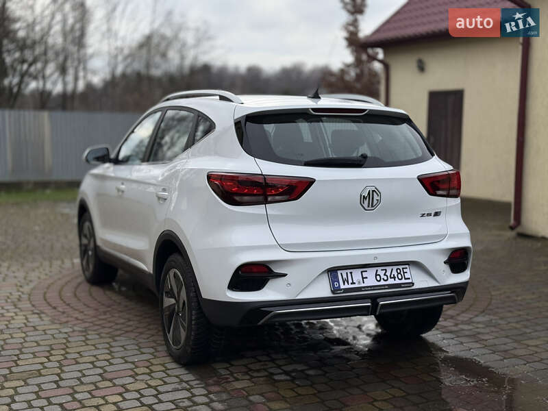 Внедорожник / Кроссовер MG ZS EV 2022 в Радивилове