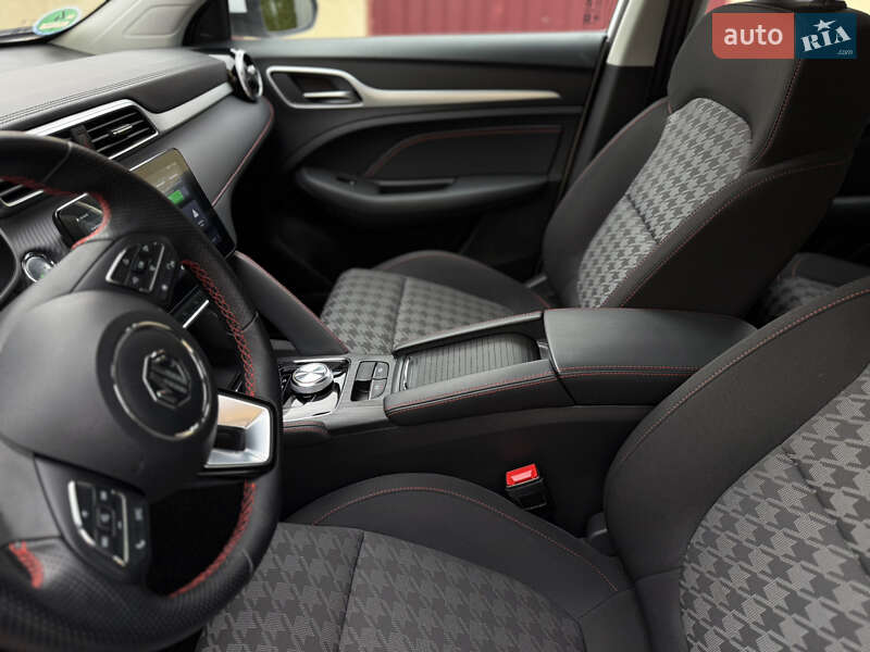 Внедорожник / Кроссовер MG ZS EV 2022 в Радивилове