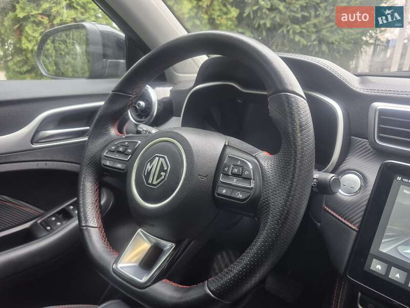 Внедорожник / Кроссовер MG ZS EV 2023 в Черкассах