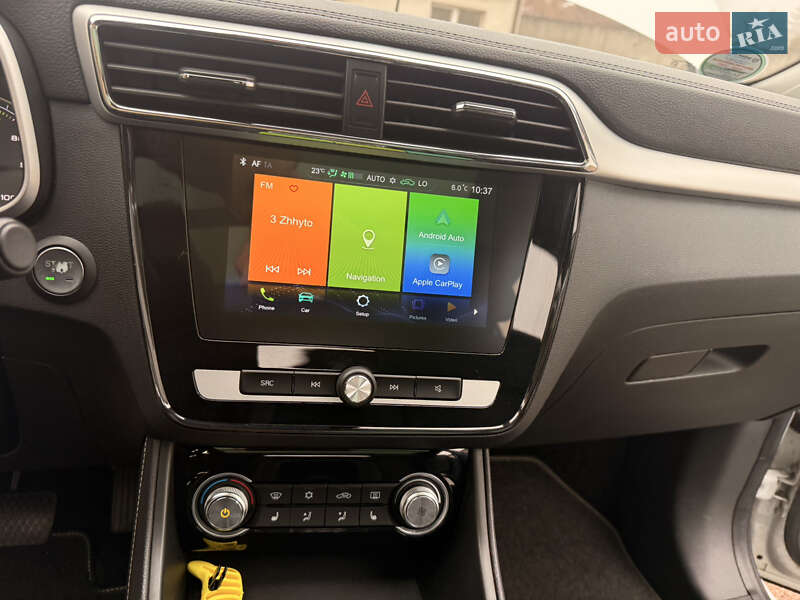 Внедорожник / Кроссовер MG ZS EV 2021 в Житомире