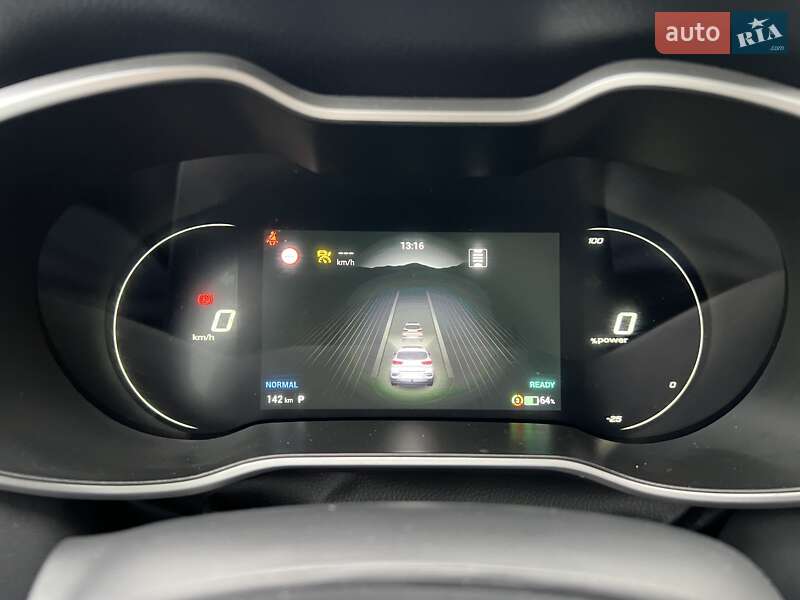 Внедорожник / Кроссовер MG ZS EV 2023 в Киеве