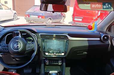 Седан MG ZS 2021 в 