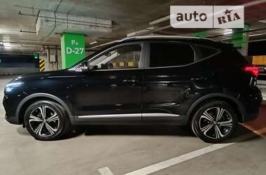 Седан MG ZS 2021 в 