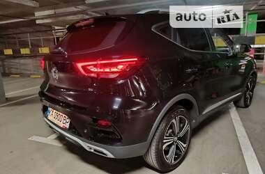 Седан MG ZS 2021 в 