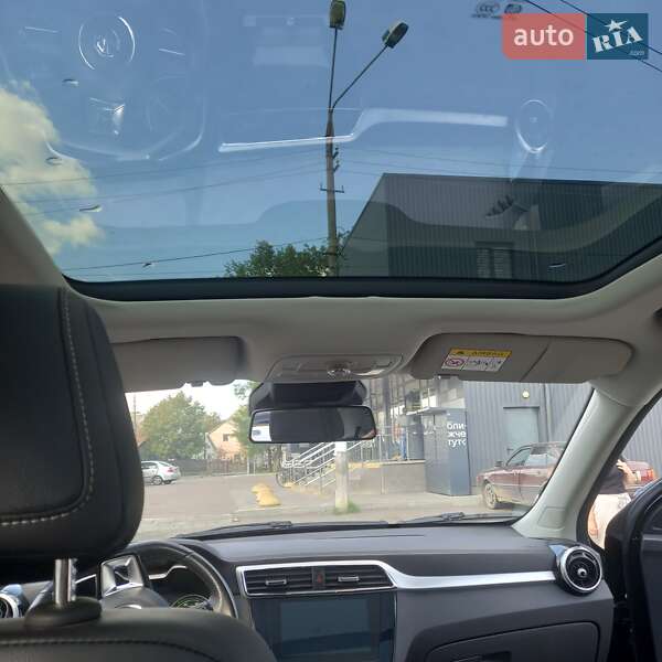 Седан MG ZS 2020 в Черновцах