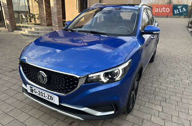 Внедорожник / Кроссовер MG ZS 2019 в Мостиске