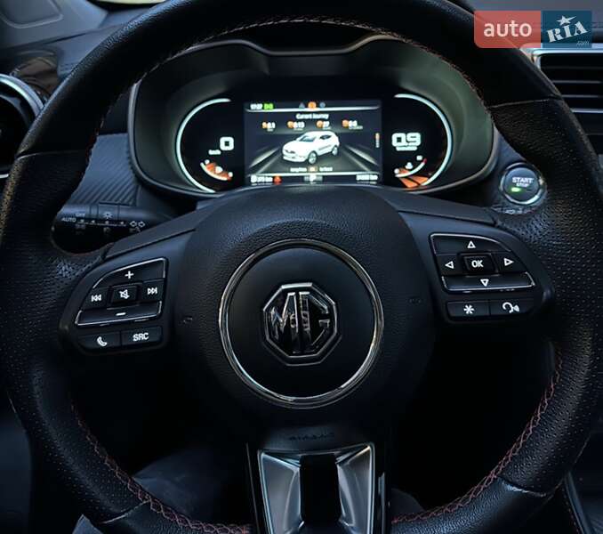 Внедорожник / Кроссовер MG ZS 2023 в Киеве