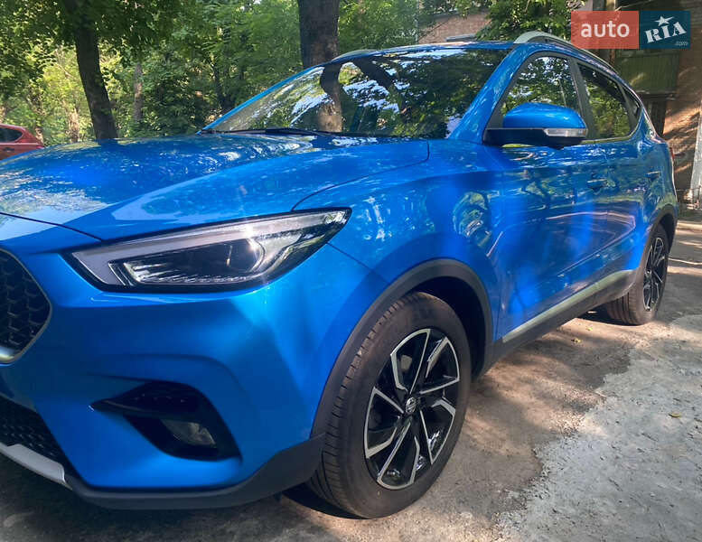Внедорожник / Кроссовер MG ZS 2023 в Киеве
