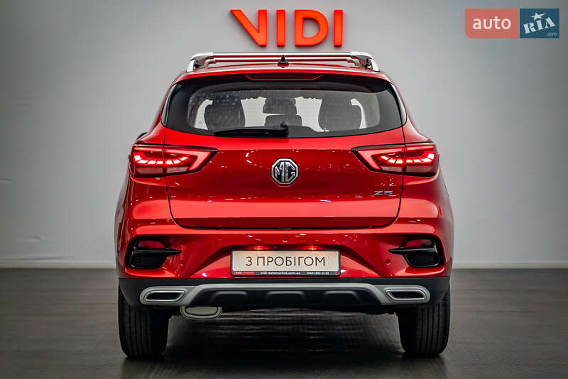 Внедорожник / Кроссовер MG ZS 2021 в Киеве