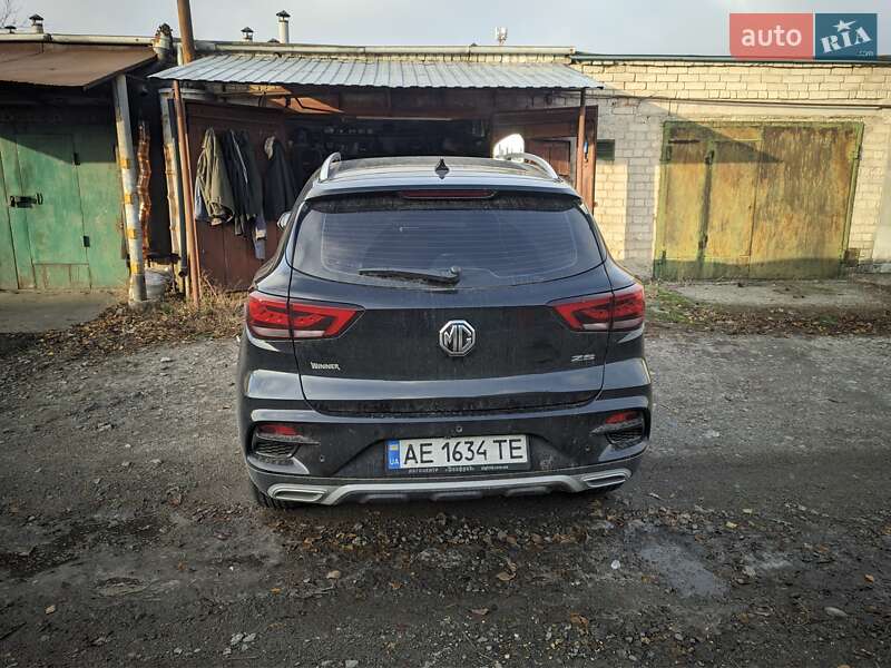 Внедорожник / Кроссовер MG ZS 2021 в Вольногорске