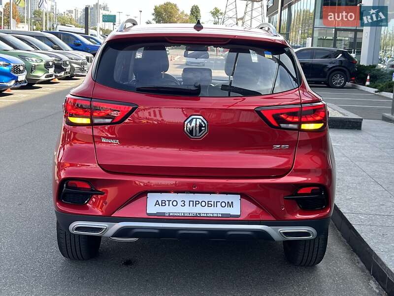 Внедорожник / Кроссовер MG ZS 2021 в Киеве
