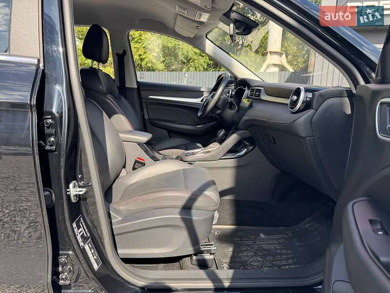 Внедорожник / Кроссовер MG ZS 2021 в Днепре