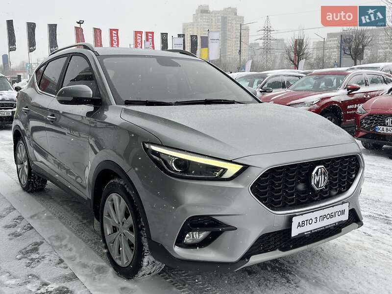 Внедорожник / Кроссовер MG ZS 2021 в Киеве