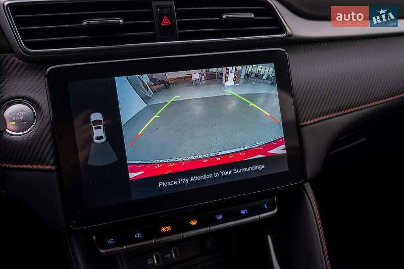 Внедорожник / Кроссовер MG ZS 2021 в Киеве