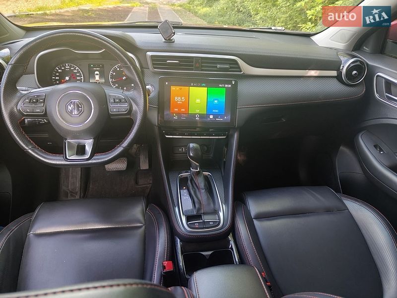 Внедорожник / Кроссовер MG ZS 2021 в Остроге