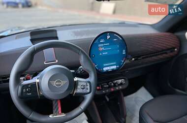 Внедорожник / Кроссовер MINI Aceman 2025 в Киеве