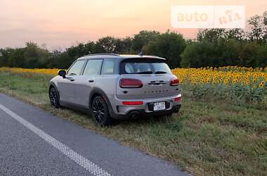 Универсал MINI Clubman 2021 в 
