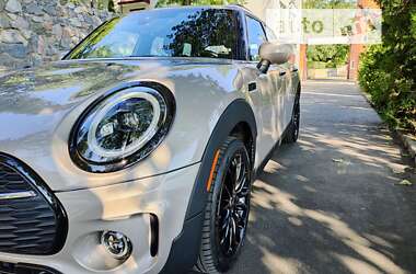 Универсал MINI Clubman 2021 в 