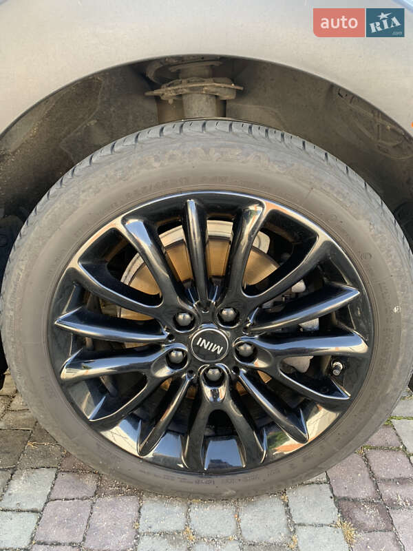 Универсал MINI Clubman 2017 в Белой Церкви фото 29 Универсал MINI Clubman 2017 в Белой Церкви