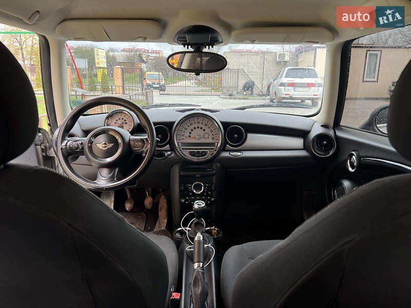 Хэтчбек MINI Clubman 2011 в Каменец-Подольском фото 24 Хэтчбек MINI Clubman 2011 в Каменец-Подольском