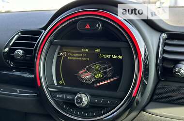 Універсал MINI Clubman 2016 в  фото 15 Універсал MINI Clubman 2016 в