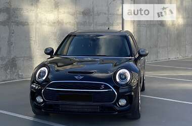 Універсал MINI Clubman 2016 в  Універсал MINI Clubman 2016 в