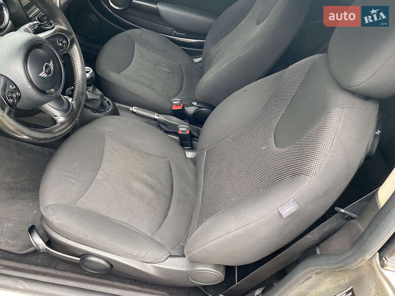 Хэтчбек MINI Clubman 2011 в Каменец-Подольском фото 19 Хэтчбек MINI Clubman 2011 в Каменец-Подольском