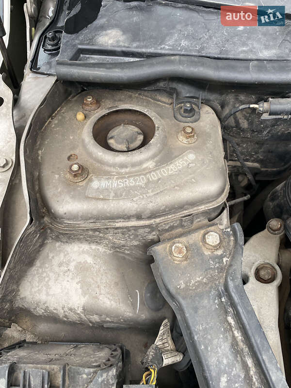 Хэтчбек MINI Clubman 2011 в Каменец-Подольском фото 22 Хэтчбек MINI Clubman 2011 в Каменец-Подольском