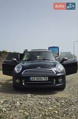 Универсал MINI Clubman 2013 в 