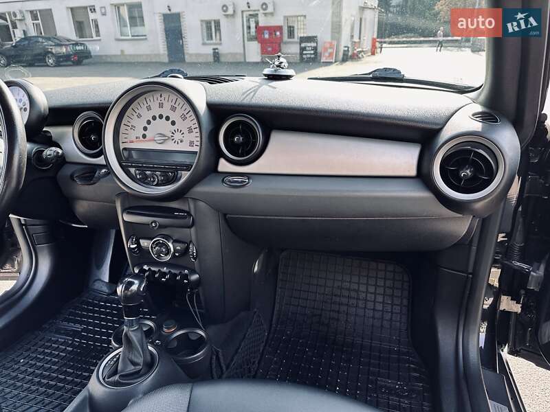 Універсал MINI Clubman 2012 в Києві