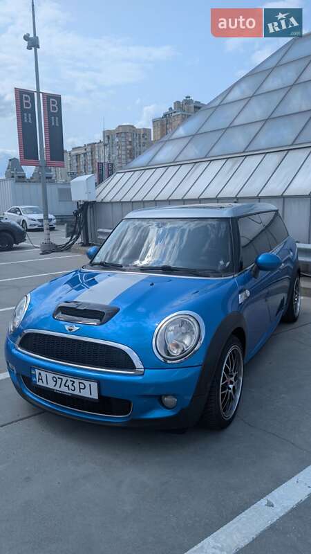 Універсал MINI Clubman 2008 в Києві