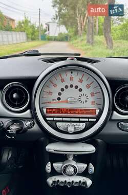 Универсал MINI Clubman 2010 в 